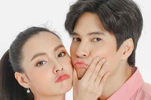Mookda Narinrak tái hợp bạn diễn Mike Pattaradet lần 3 trong phim chuyển thể từ tiểu thuyết