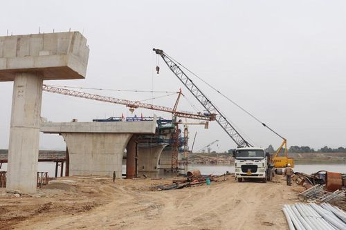 Hối hả trên dự án cao tốc Bắc – Nam