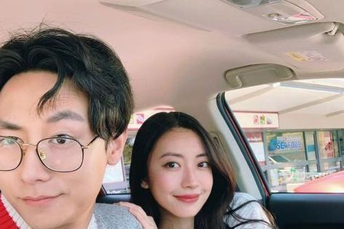 Rocker Nguyễn thông báo chia tay bạn gái sau 2 năm hẹn hò, úp mở sắp trở lại V-Pop?