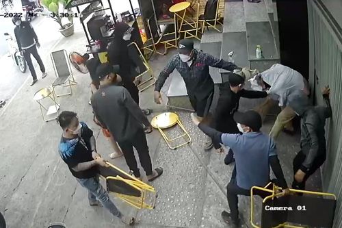 Nhóm thanh niên vây đánh giám đốc 1 công ty ở quận 12