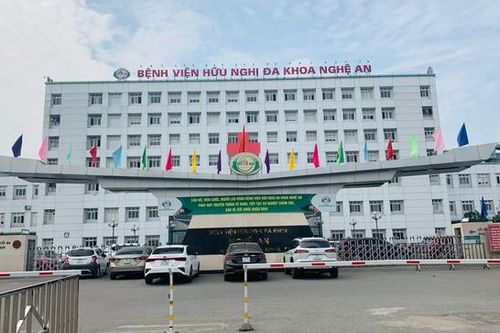 Vụ Công ty Việt Á: Công an thu thập hồ sơ tại nhiều bệnh viện ở Nghệ An