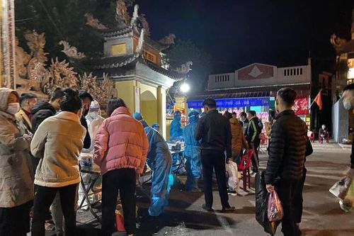 Hải Phòng: Bị thu phí xét nghiệm khi đi lễ đền Cô Chín