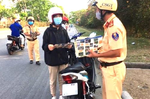 Lại phạt xe không chính chủ