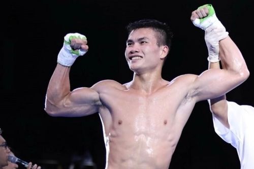 Võ sĩ Nguyễn Văn Đương là ứng viên nặng ký cho VĐV tiêu biểu 2021