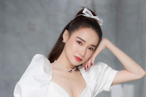 Nhã Phương bật mí thực đơn ăn kiêng để có vòng eo vô thực, nghe thôi đã muốn khóc!