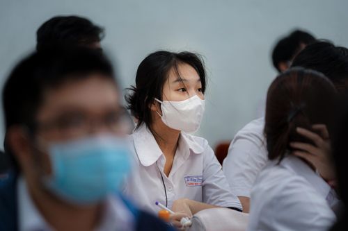 Xuất hiện biến chủng Omicron ở TP.HCM, trường học có đóng cửa?