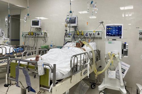 Nghi ngộ độc sau bữa nhậu, 5 người thương vong