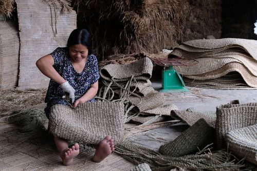 Doanh nghiệp Việt dồn toàn lực thay đổi để vượt 'bão COVID-19'