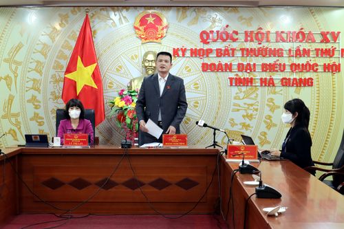 Đại biểu 'hụt hẫng và tiếc nuối' khi đầu tư công toàn bộ đường cao tốc Bắc - Nam phía Đông