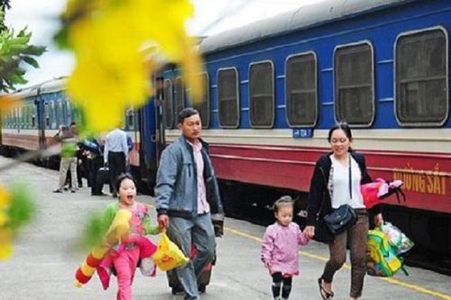 Sợ về ăn Tết khi bị kỳ thị 'mang dịch về cho quê hương'