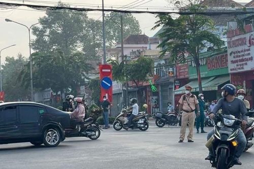 Rò rỉ khí amoniac, nhiều hộ dân ở Bình Dương phải sơ tán khẩn cấp