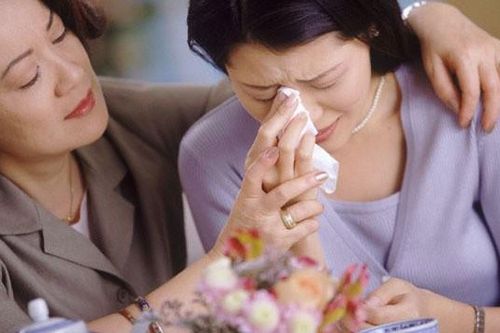 Bố chồng vay 100 triệu không trả còn bắt ép con dâu phải lo khoản tiến lớn để tiêu xài dịp Tết