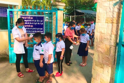 Đồng Tháp: Đón học sinh trở lại trường từ ngày 17/1