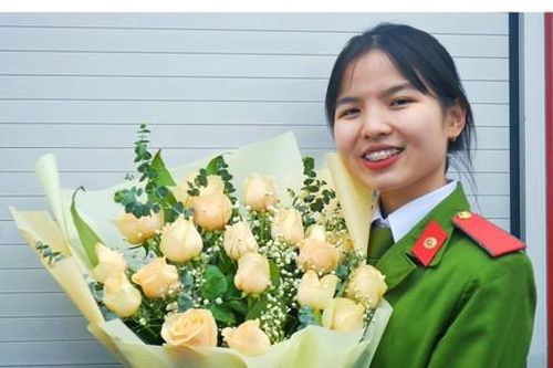 Nữ sinh ĐH Phòng cháy chữa cháy đạt danh hiệu Sinh viên 5 tốt cấp Trung ương năm 2021