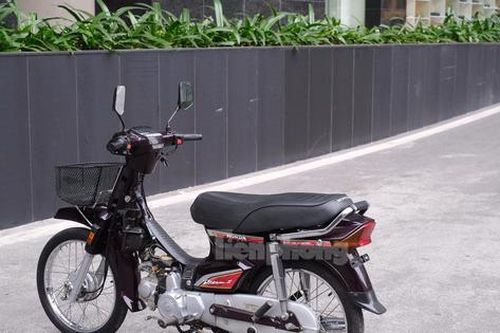 Honda Dream đời 2002 nguyên bản rao bán 300 triệu đồng