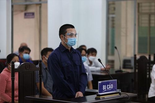 Đâm chết 'người thứ ba' vì ghen