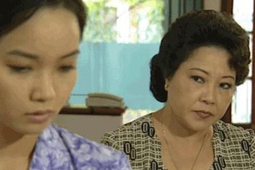 Mẹ chồng đay nghiến khi thấy con dâu lỉnh kỉnh Tết ngoại, bất ngờ hơn với phản ứng của nàng dâu