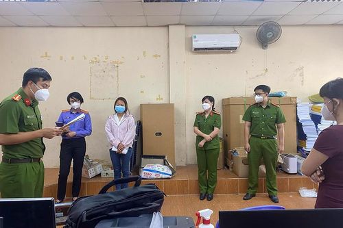 Vụ thổi giá kit test Covid-19: Khởi tố thêm 2 bị can