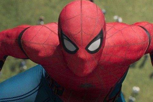 Sự oanh tạc của những bom tấn Marvel