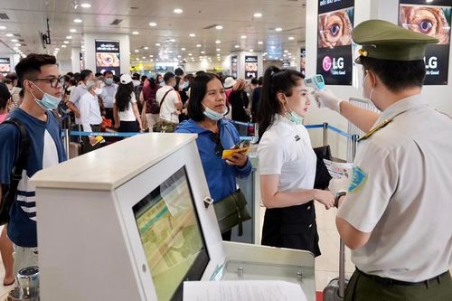 Vé máy bay Tết thấp kỷ lục vẫn ế ẩm