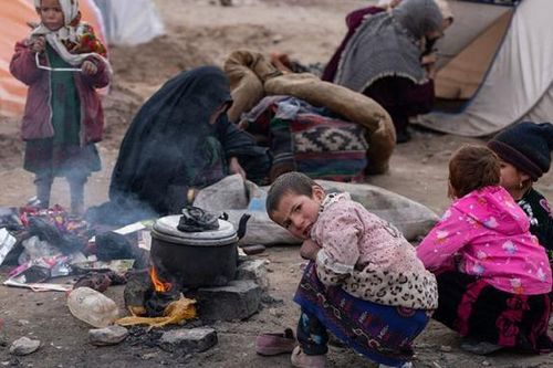Nghèo đói trong tuyệt vọng, nhiều người Afghanistan phải bán nội tạng để… tồn tại