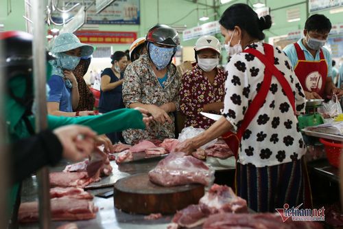 Gần 1.000 ca nhiễm mỗi ngày, Đà Nẵng chỉ đóng quầy hàng có F0, không đóng cửa chợ