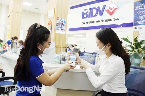 Ngân hàng đua ''zero fee'' trên nền tảng số