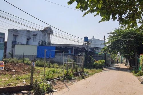 Bé gái 9 tuổi nghi bị 'chị dâu' bạo hành
