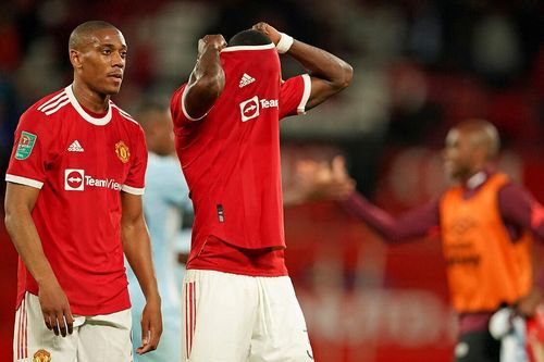 Hàng thừa của MU bị Juventus chê đắt