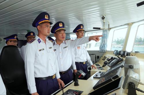 Trực Tết trên biển