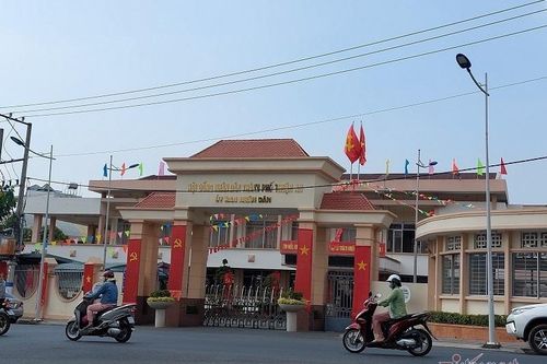 Kiểm điểm Chánh văn phòng ra văn bản xin doanh nghiệp hỗ trợ 500 triệu đón Tết