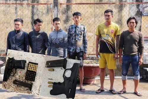 Khẩn trương làm rõ 2 nhóm thanh niên dùng súng bắn nhau