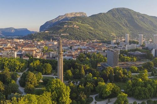 Thành phố Grenoble của Pháp trở thành 'Thủ đô xanh của châu Âu'