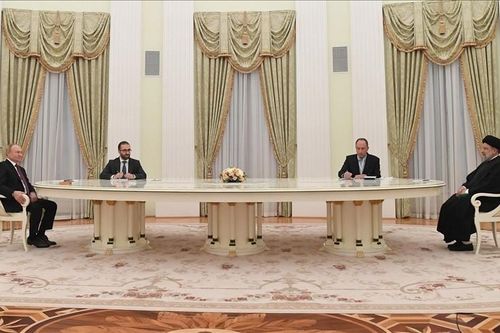 Tổng thống Iran tuyên bố không có giới hạn trong phát triển quan hệ với Nga