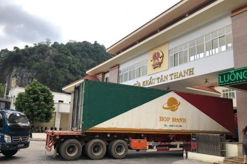 Việt Nam-Trung Quốc tích cực hợp tác giải quyết ùn ứ nông sản biên giới