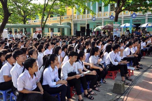 Phương án tốt nhất là sớm đưa học sinh trở lại trường