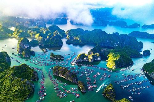 Thủ tướng yêu cầu xây dựng lộ trình mở cửa an toàn, hiệu quả đón khách du lịch quốc tế
