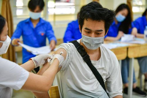 Hà Nội đã tiêm gần 2 triệu mũi 3 vaccine Covid-19