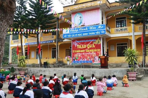 Nghệ An: Không có chuyện cắt kinh phí trả lương của hơn 1.700 giáo viên hợp đồng lao động