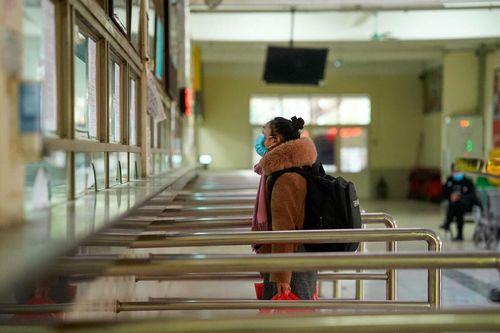Hà Nội không ra quy định gây khó khăn cho người về quê ăn Tết