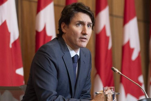 Ukraine lo chiến tranh, Canada 'rót' vào hàng trăm triệu, Czech đề xuất cấp đạn dược