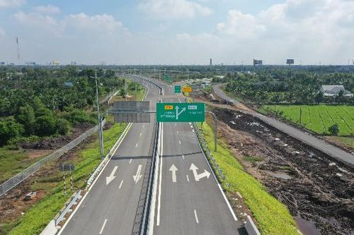 Ô tô được lưu thông trên cao tốc Trung Lương – Mỹ Thuận từ 25.1 đến 10.2.2022