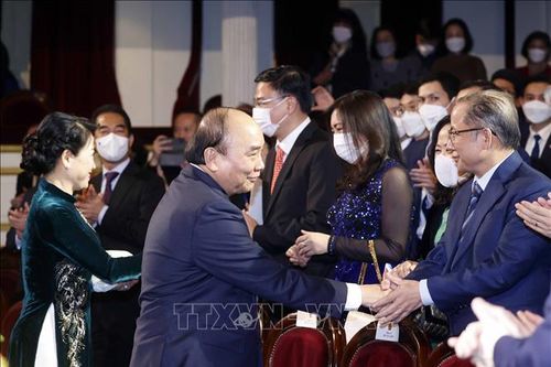 Xuân quê hương 2022: Điểm hẹn đoàn viên của những người con xa Tổ quốc