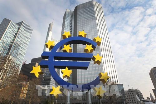 Thành viên ECB dự báo lạm phát Eurozone vào khoảng 2% trong hai năm tới