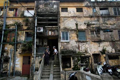 Hà Nội: 'Ngủ quên' nhiều năm, nhà tập thể cũ bất ngờ được săn lùng trở lại