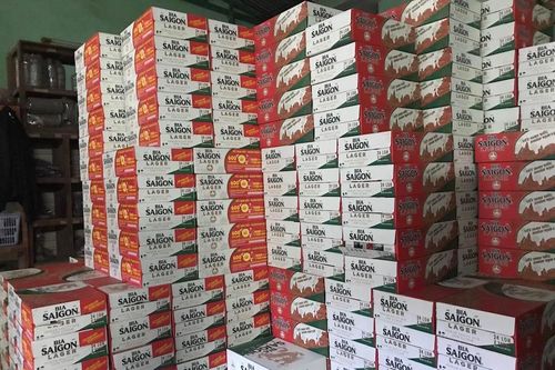 TP Hồ Chí Minh: Cận Tết giá bia đồng loạt tăng vọt