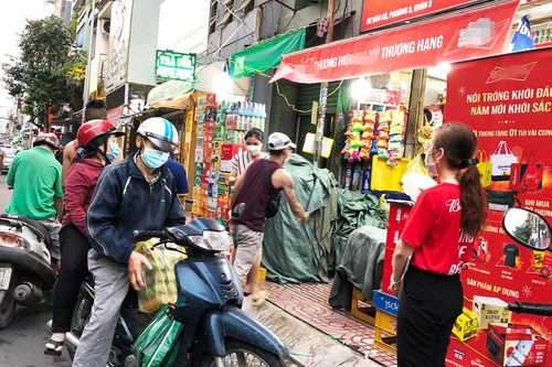 Giá bia tăng dù sức mua yếu