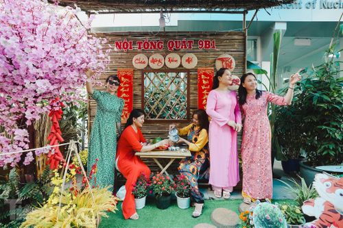 Đường hoa khoe sắc xuân giữa bệnh viện Chợ Rẫy