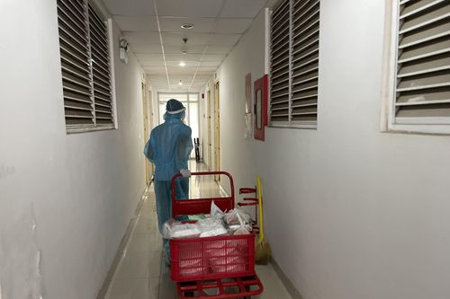 Bệnh viện duy nhất tại TP Hồ Chí Minh điều trị bệnh nhân biến thể Omicron tất bật ngày cuối năm