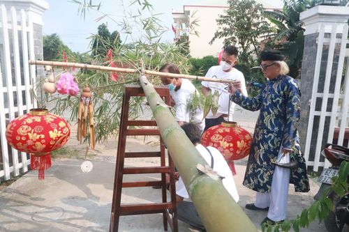 Đón Tết Nhâm Dần, Long An dựng nêu tống trừ dịch bệnh